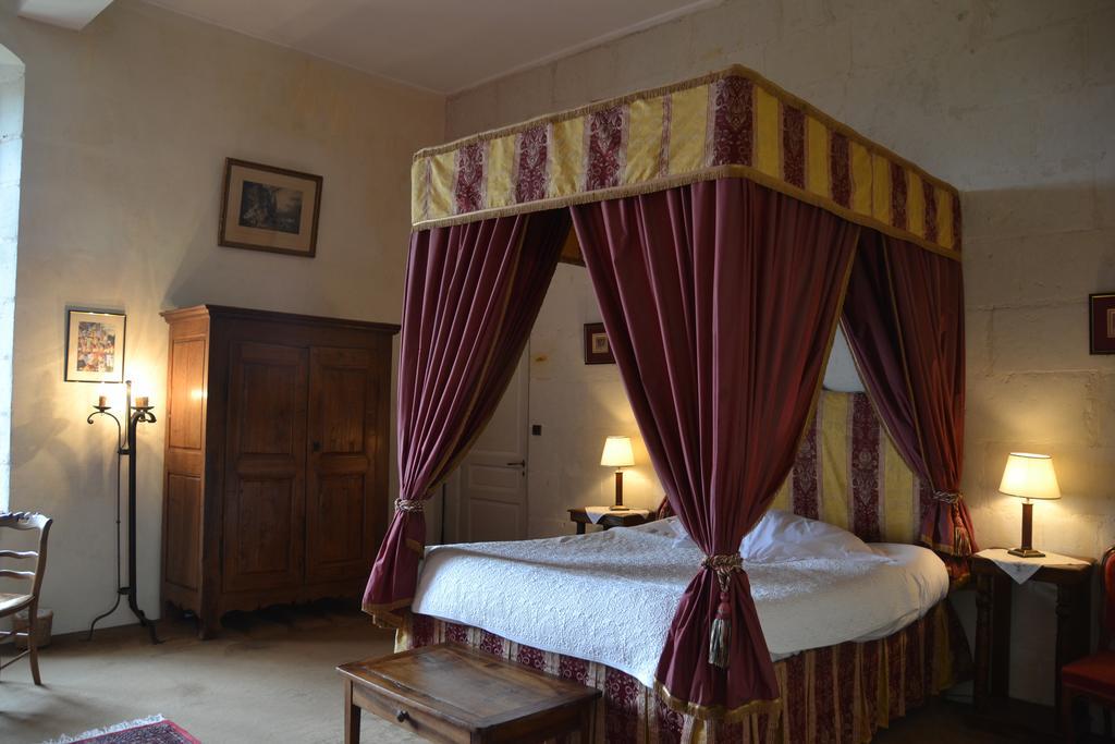 Chambres D'Hotes Chateau De La Motte Usseau  Rom bilde